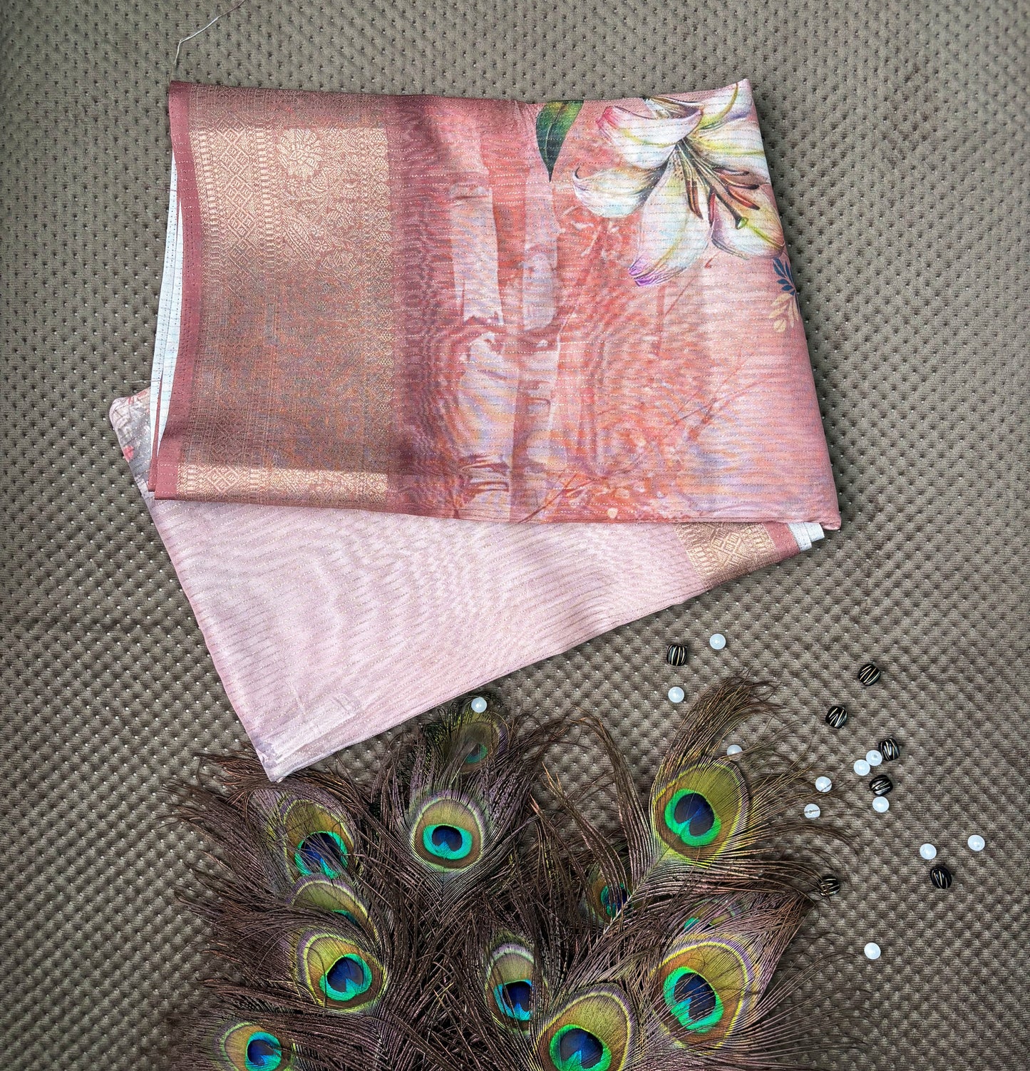 Floral Printed Georgette Saree - Pink